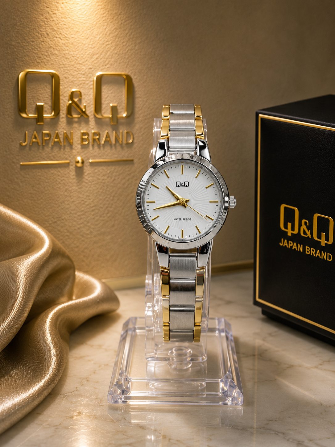 Reloj elegante Q&Q con correa metálica bicolor - Variante 7CCSU