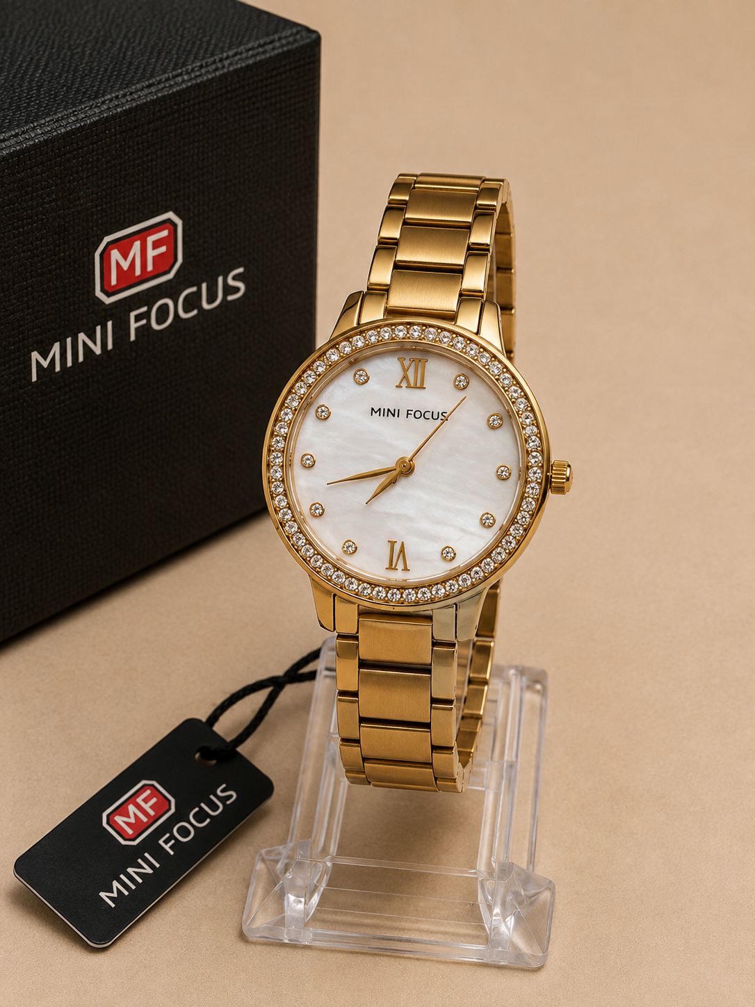 Mini Focus Reloj Elegante Dorado con Circones - Dorado con blanco madreperla