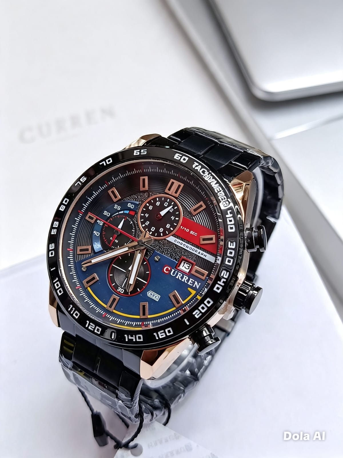 Reloj casual Curren con cronógrafo y pulso metálico - Variante 1MN3G