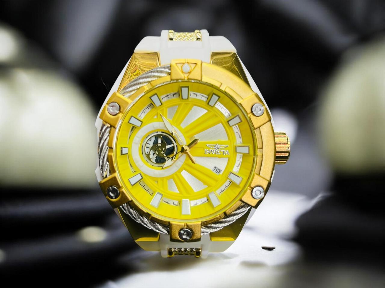Reloj Invicta - Variante 1W549